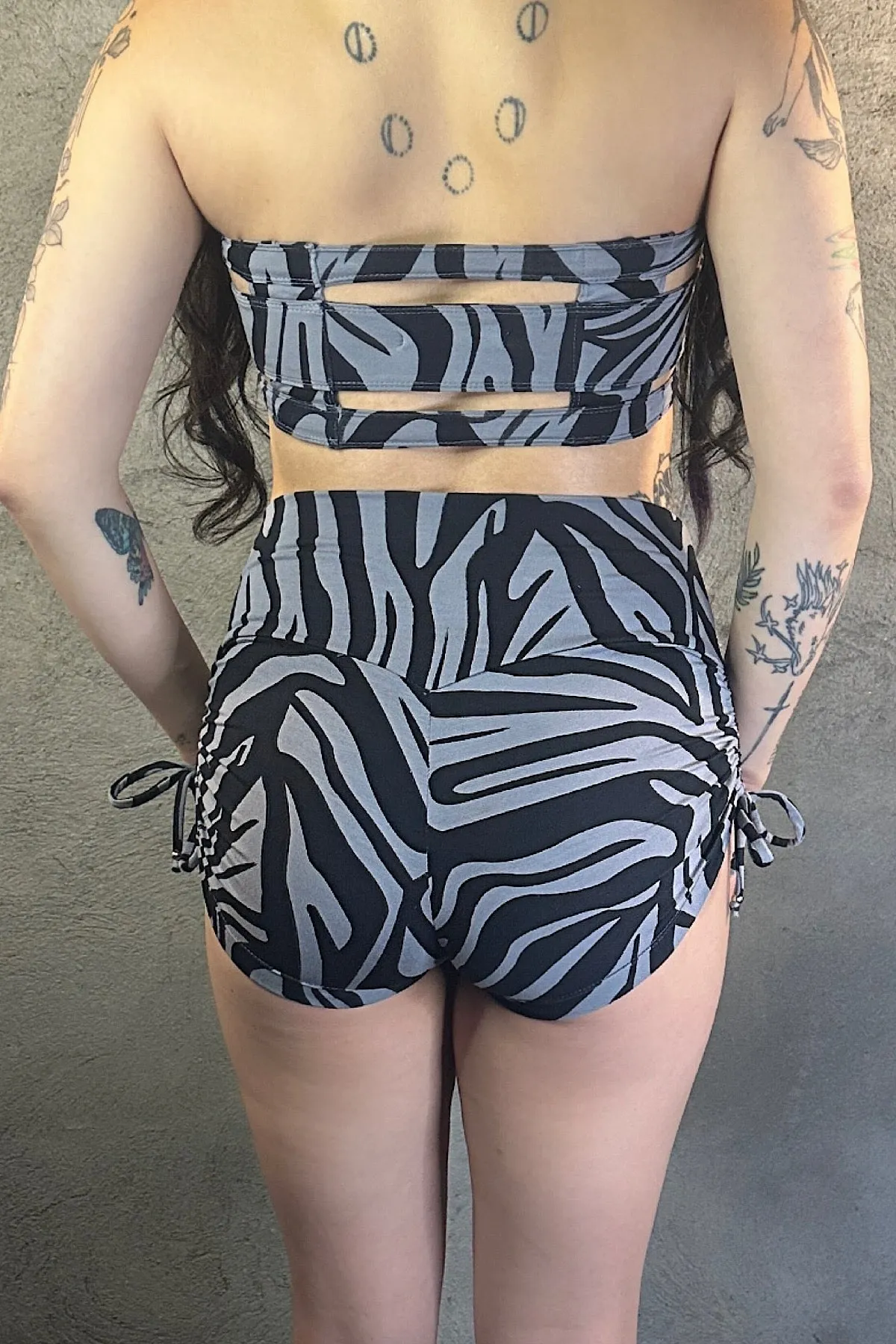 5D x Stellar Dust Helia Shorts - zebra