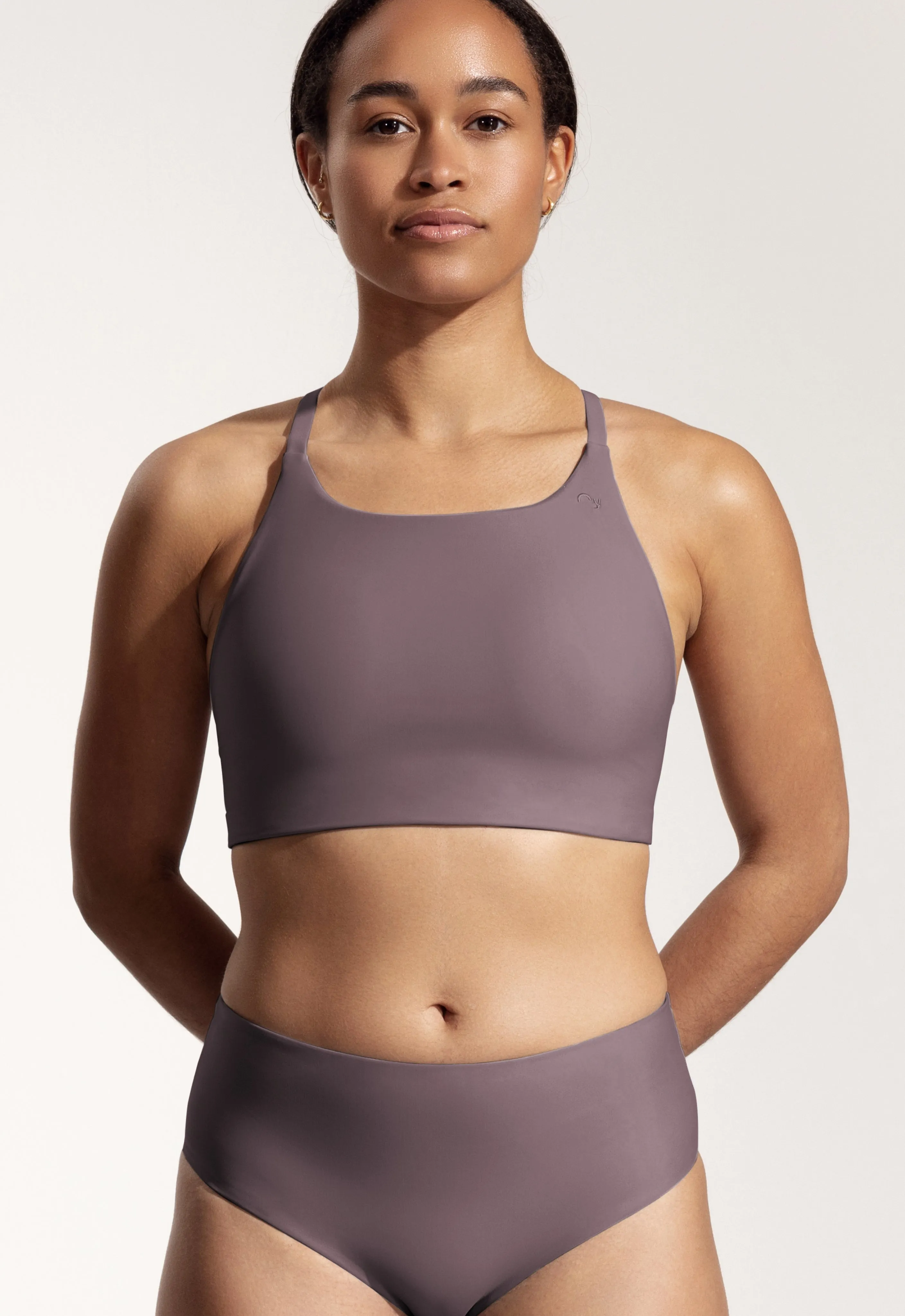 CROP TOP BIKINI TOP "GOBY" IN DARK LAVENDER