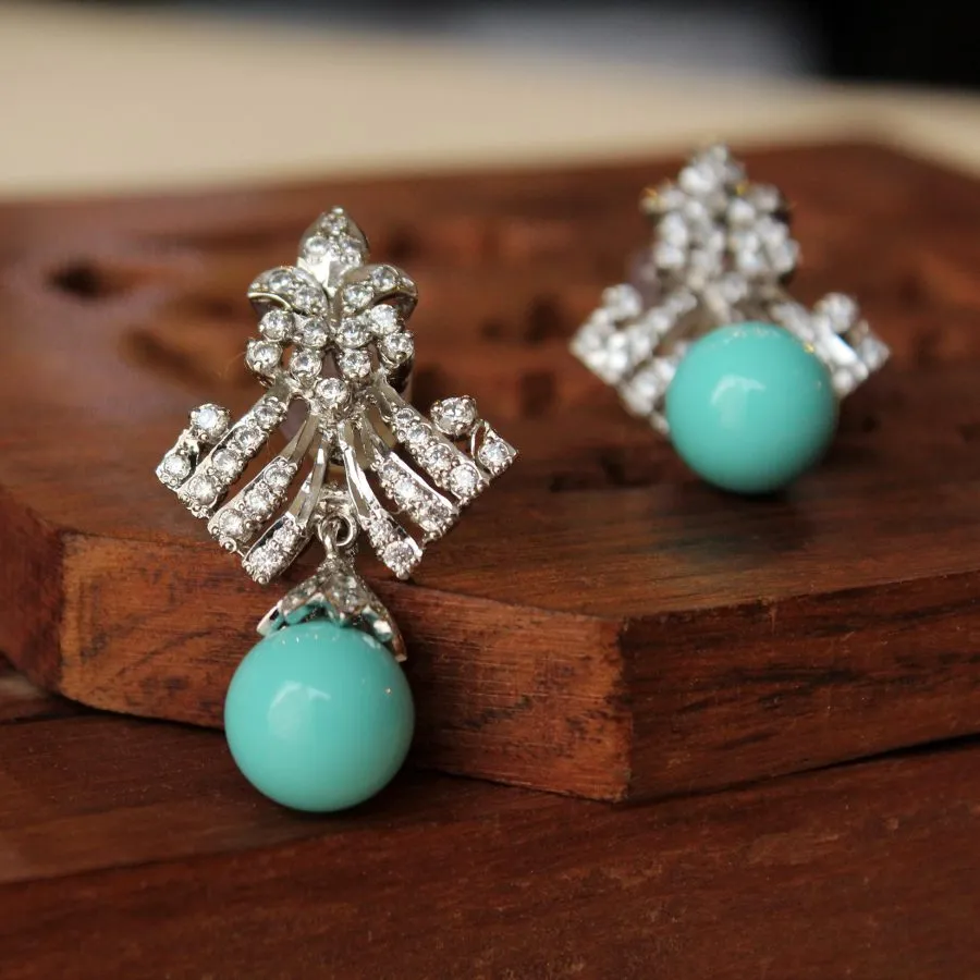 Earrings with Feroza