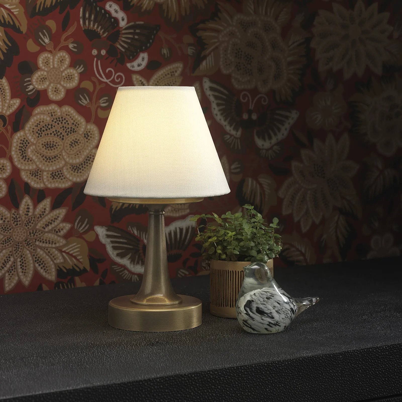 Naiad Rechargeable Table Lamp