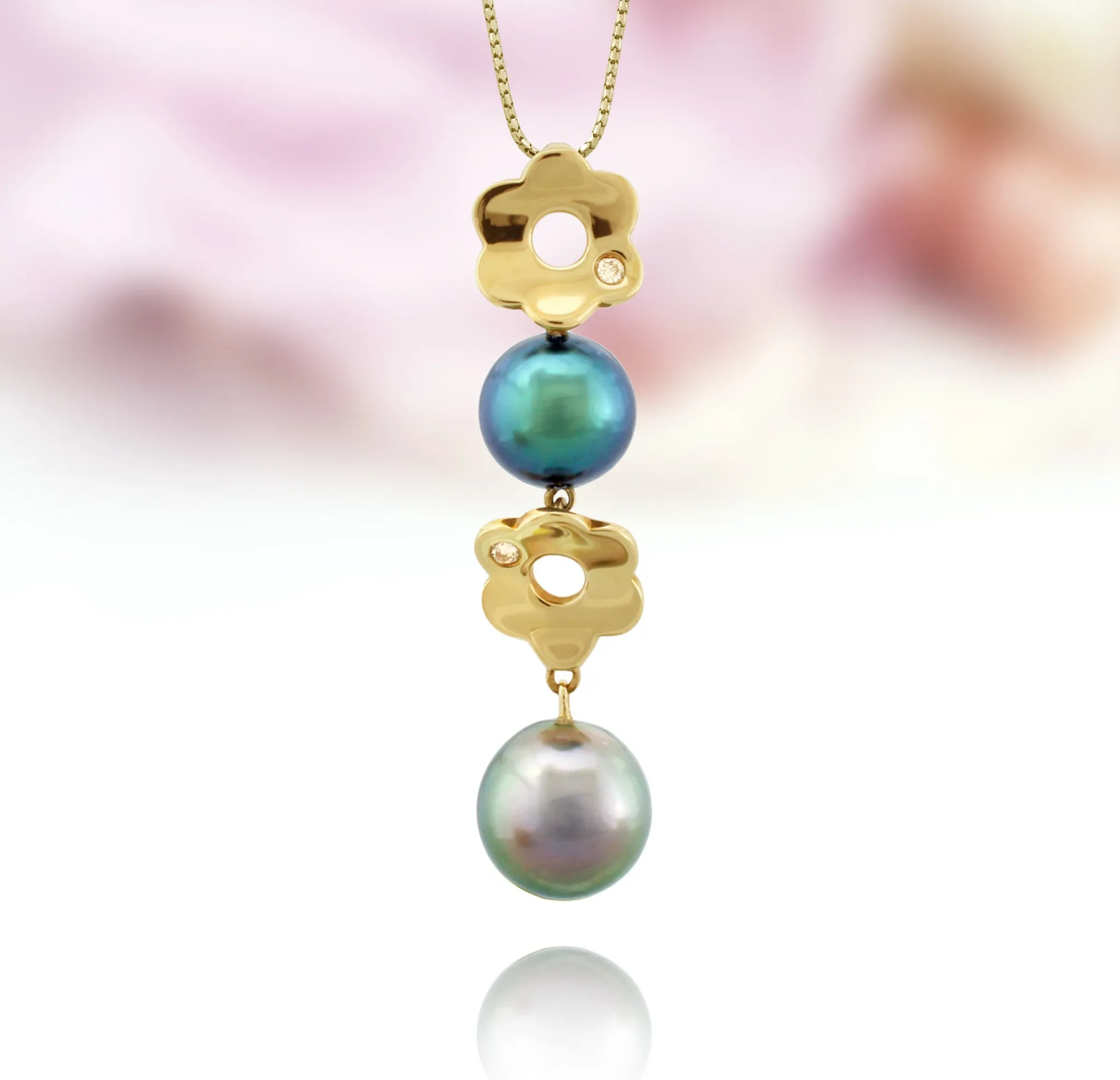 Tahitian pearl pendant in 18k yellow gold with diamonds - Tiare Tahiti - PEYDPE00594