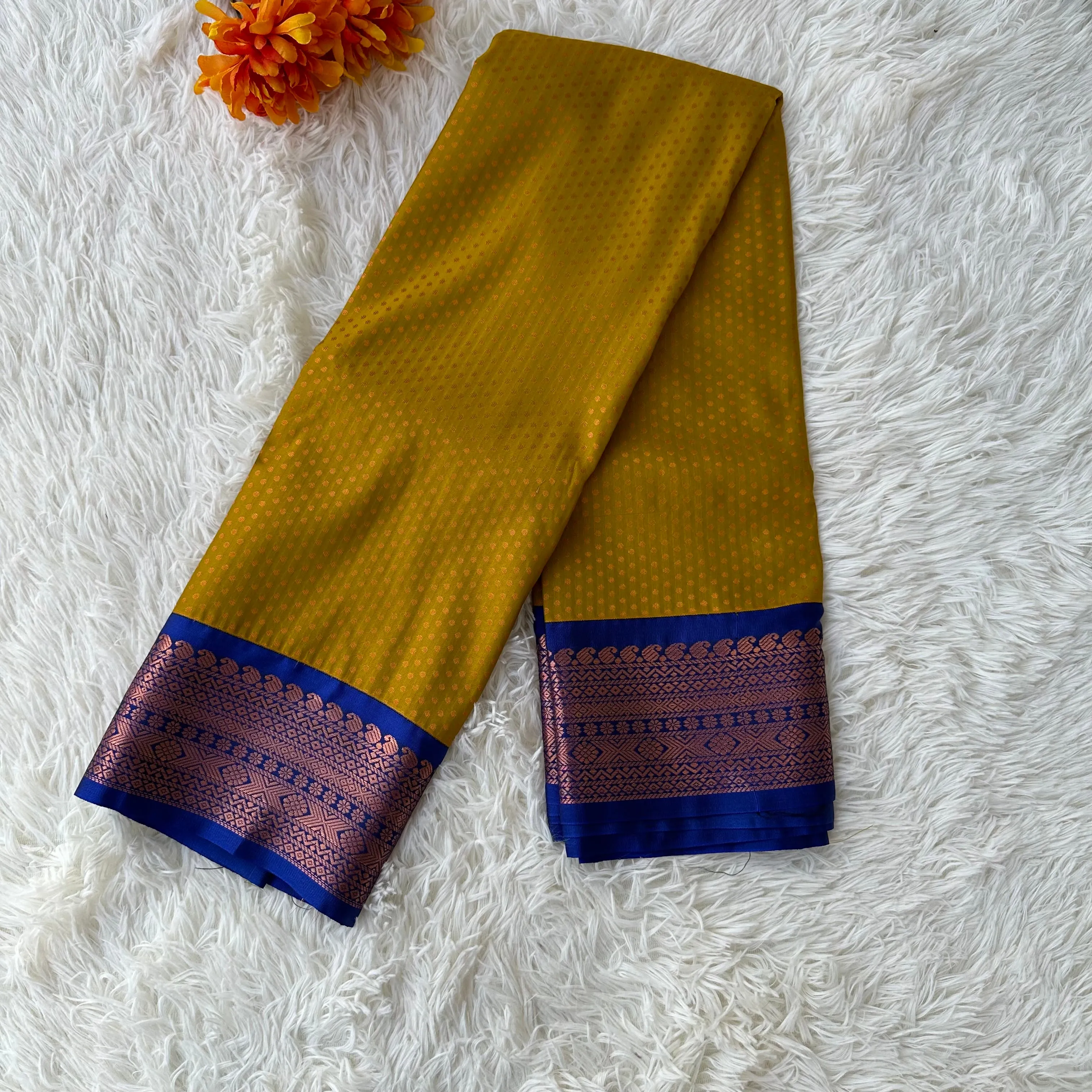 The Creamy Butterscotch Yellow Semi Silk Saree With Navy Blue Border