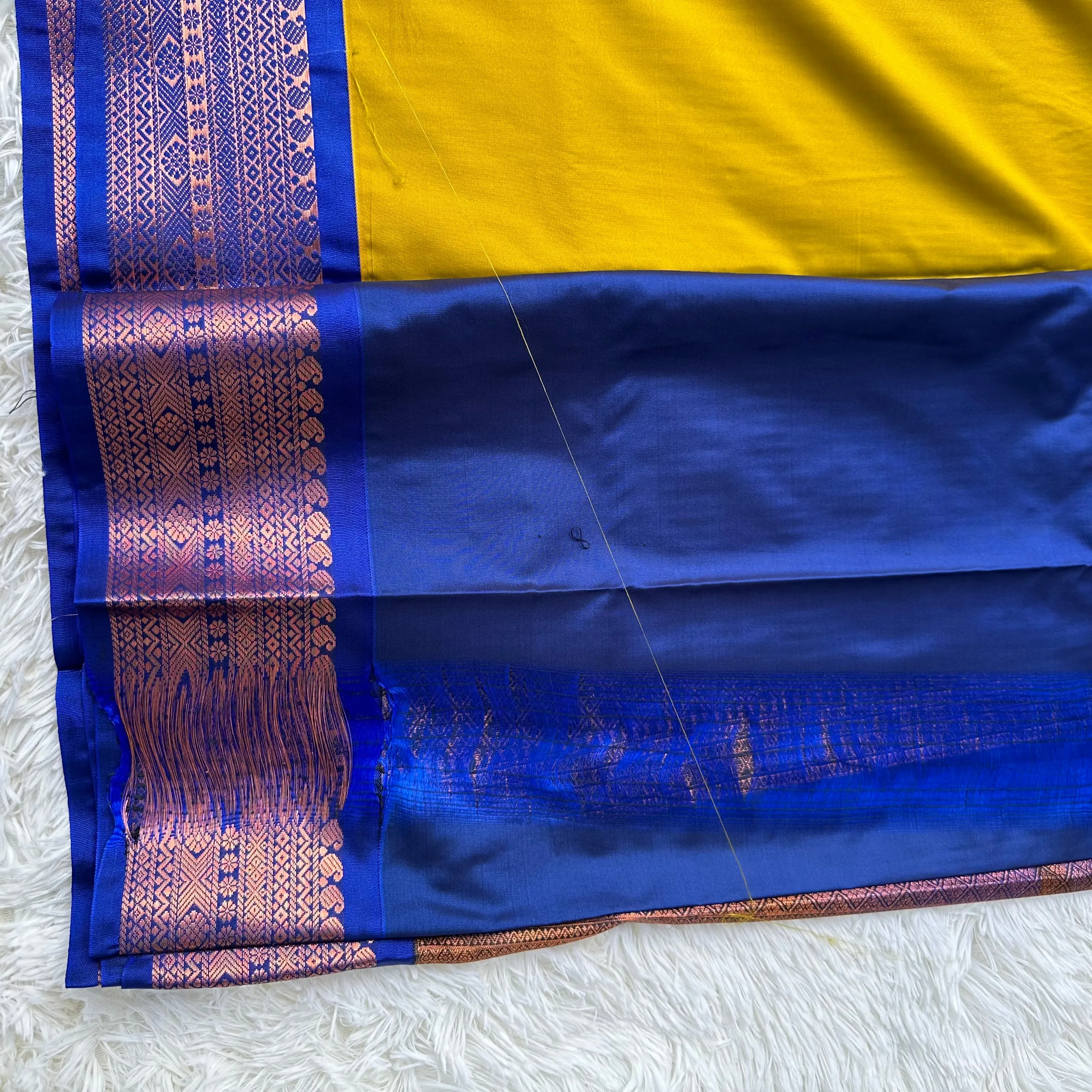 The Creamy Butterscotch Yellow Semi Silk Saree With Navy Blue Border