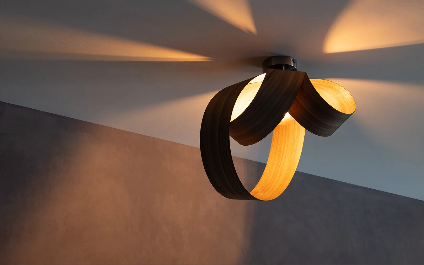 Verso Flush Ceiling Light